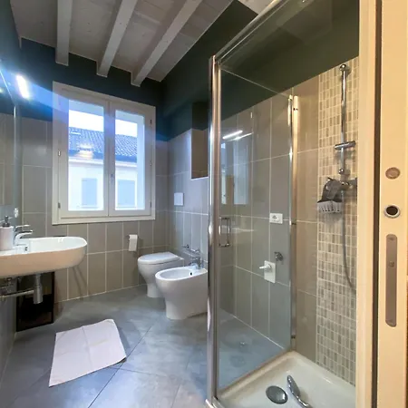 Le Stanze Di Gianmarmo - Via Marsala מירנדולה