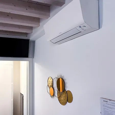 Casa de hóspedes Le Stanze Di Gianmarmo - Via Marsala Mirandola