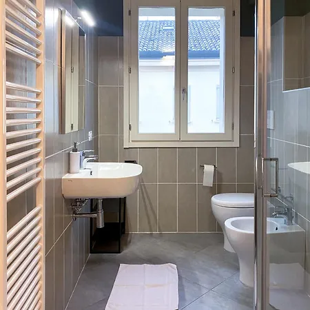 Le Stanze Di Gianmarmo - Via Marsala מירנדולה