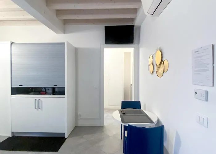 Le Stanze Di Gianmarmo - Via Marsala Casa de hóspedes Mirandola